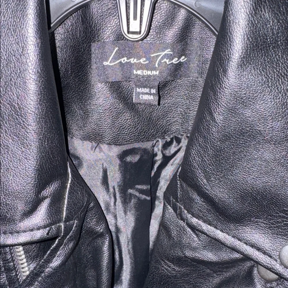 Love Tree Classic Black Faux Leather Jacket Size M - Picture 3 of 5
